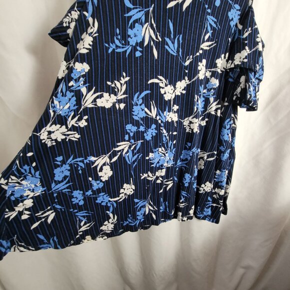 Elle XL Cold Shoulder Short Sleeve Blouse Blue White floral striped Rayon EUC - Picture 6 of 11